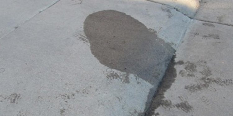 Oil-Stain-on-Concrete-before