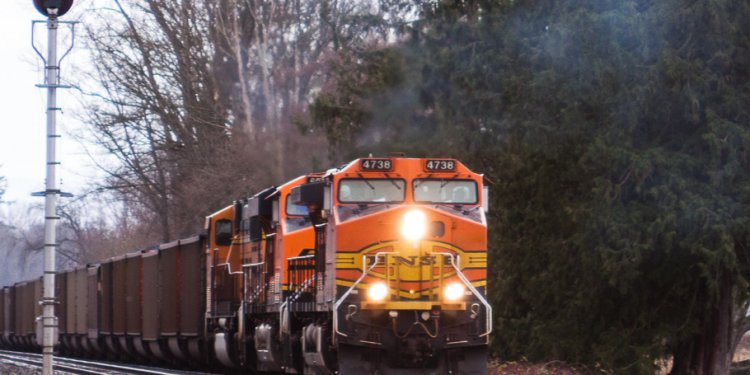 BNSF diesels pulling coal