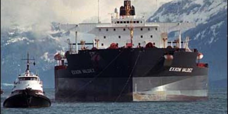 Exxon Valdez oil Spill, cleanup