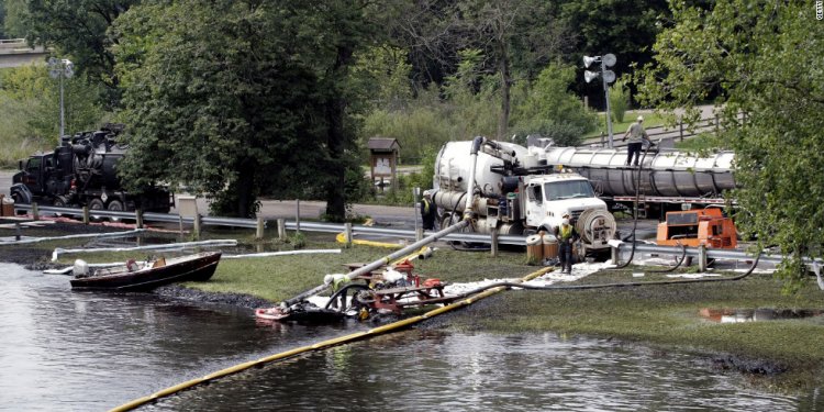 Marshall Michigan oil spill