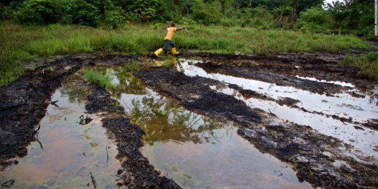 Oil spill in Niger Delta