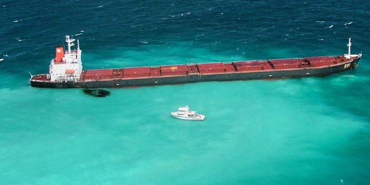 Great Barrier Reef oil spill